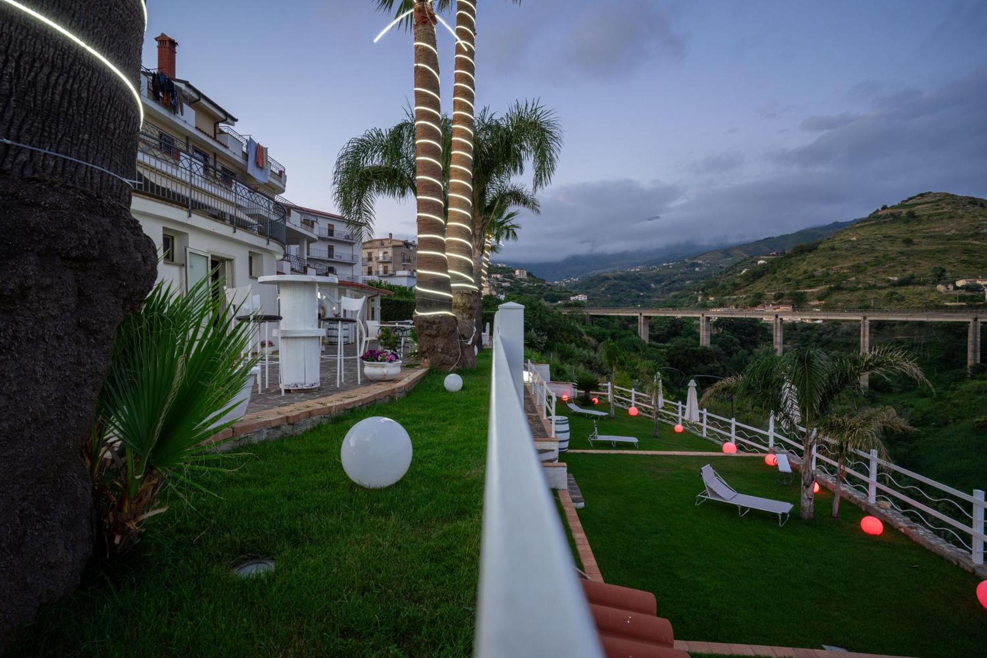 Отель Casa Del Sole Бельведере-Мариттимо Экстерьер фото
